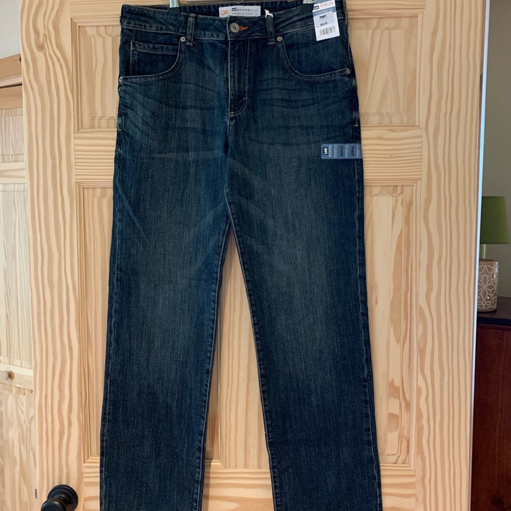 Lee Jeans- Straight Fit